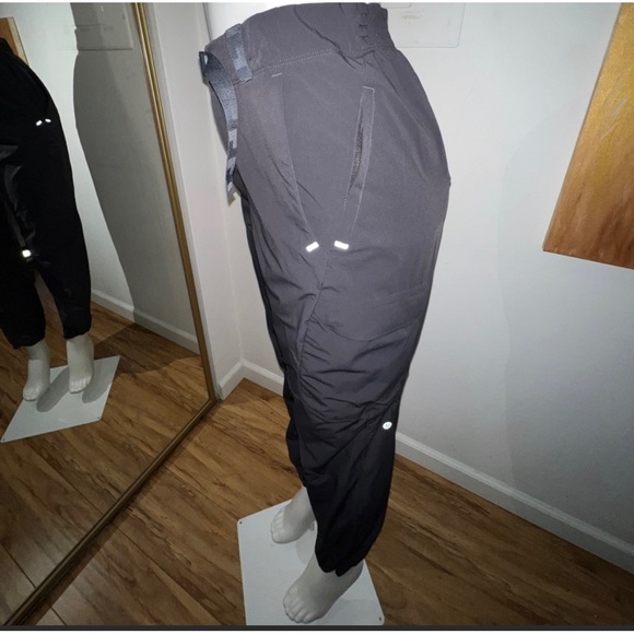 Lululemon pants brand new - Picture 3 of 3